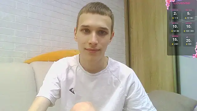 Snapshot of your___honeyy chatting on September 11, 1:11 pm your   honeyy online show from September 11, 1:11 pm