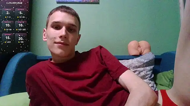 your   honeyy online show from November 26, 8:32 pm