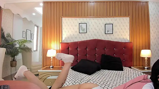 Snapshot of Sophie_Calloway chatting on September 10, 1:44 pm Sophie Calloway online show from September 10, 1:44 pm