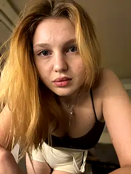 Emaline Fane online show from November 28, 6:21 pm