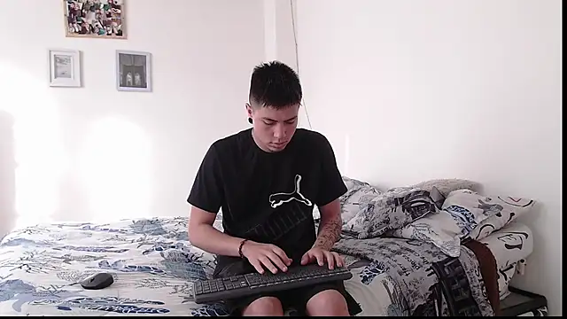 Snapshot of Sweet_paradisex chatting on September 22, 11:56 am Sweet paradisex online show from September 22, 11:56 am