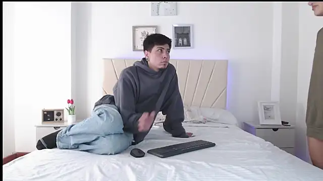 Snapshot of Sweet_paradisex chatting on November 7, 1:22 pm Sweet paradisex online show from November 7, 1:22 pm