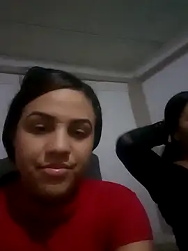 Snapshot of Blonde_foxx chatting on March 18, 2:26 am Blonde foxx online show from March 18, 2:26 am