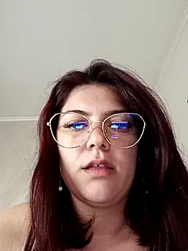 Snapshot of LadyNora chatting on May 1, 11:48 am LadyNora online show from May 1, 11:48 am