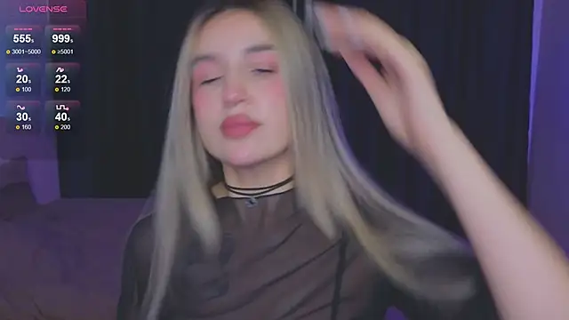 RoxyChill online show from September 26, 7:29 pm