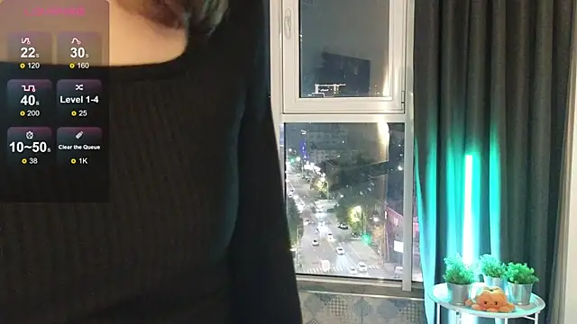 DebiHenks online show from November 1, 5:04 pm