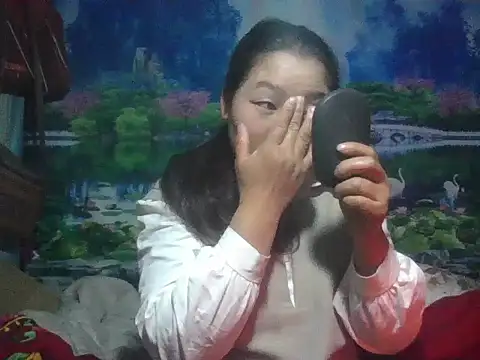 Snapshot of PhamPhung chatting on January 18, 10:02 pm PhamPhung online show from January 18, 10:02 pm