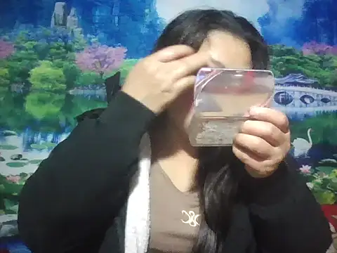 Snapshot of PhamPhung chatting on January 31, 11:36 pm PhamPhung online show from January 31, 11:36 pm