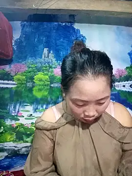 Snapshot of PhamPhung chatting on February 6, 3:26 pm PhamPhung online show from February 6, 3:26 pm