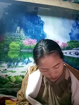 Snapshot of PhamPhung chatting on February 7, 3:43 am PhamPhung online show from February 7, 3:43 am