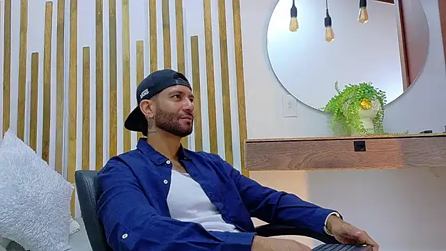 yorbymaxx online show from February 19, 1:51 pm