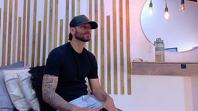 yorbymaxx online show from February 24, 12:58 pm