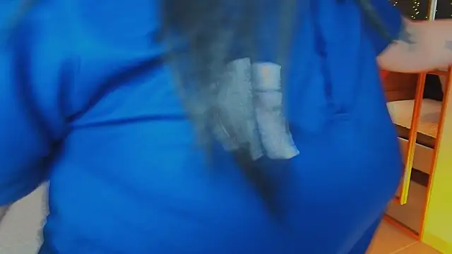 Snapshot of hanna_kimura chatting on February 4, 8:14 pm hanna kimura online show from February 4, 8:14 pm