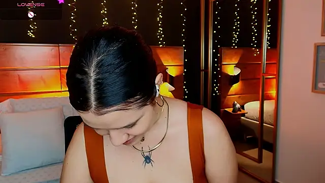 Snapshot of hanna_kimura chatting on February 26, 7:46 pm hanna kimura online show from February 26, 7:46 pm