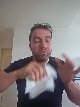 spaccaa online show from March 31, 8:48 am