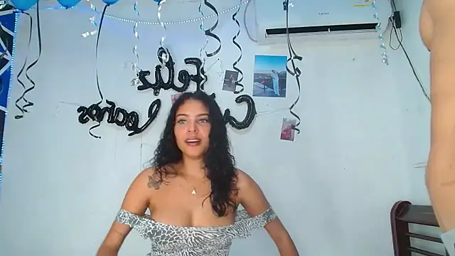 Snapshot of sweet_sex0_10 chatting on October 8, 9:45 pm sweet sex0 10 online show from October 8, 9:45 pm