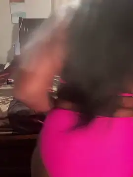 SandyCHEECKZ online show from November 21, 10:30 pm