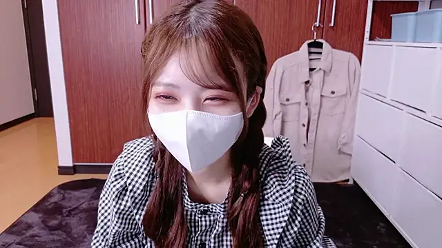 Snapshot of Ema_o0_chan chatting on October 4, 11:08 am Ema o0 chan online show from October 4, 11:08 am