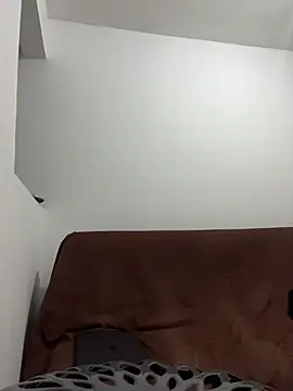 julieta rosee online show from April 25, 3:53 am