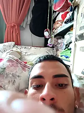 Exlifer online show from April 12, 3:50 pm