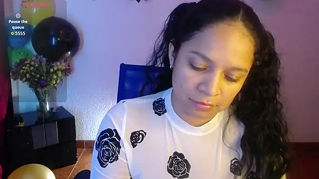 Sara cute92 online show from October 23, 8:35 am