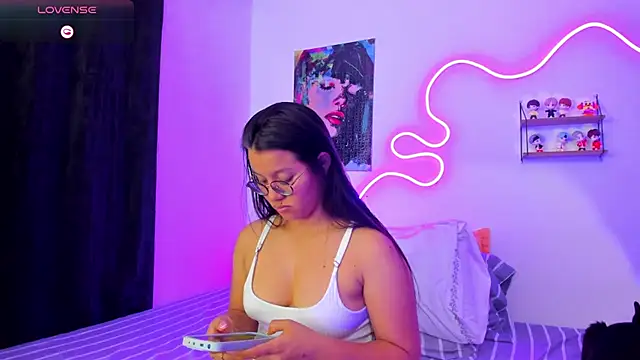 Dilan and Mia online show from November 14, 3:16 am