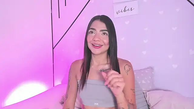 MiahCornell  online show from March 10, 8:58 pm