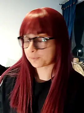 Aurora blaack online show from February 7, 8:18 am