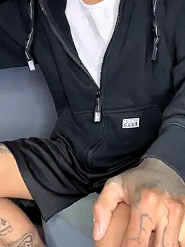 Snapshot of Osmarcito21 chatting on September 20, 3:13 pm Osmarcito21 online show from September 20, 3:13 pm