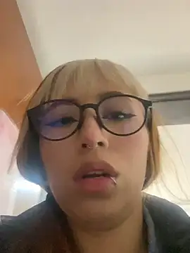 Snapshot of Sallem_Pink chatting on February 7, 11:14 am Sallem Pink online show from February 7, 11:14 am