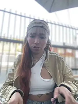 Snapshot of Sallem_Pink chatting on February 9, 11:47 am Sallem Pink online show from February 9, 11:47 am