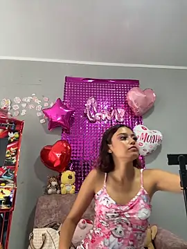 TamaraMera online show from June 10, 7:46 pm