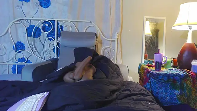 g0lden are0las89 online show from February 16, 12:18 am