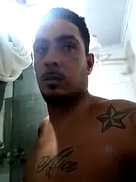 Snapshot of Gabrielsffranca chatting on September 22, 10:23 pm Gabrielsffranca online show from September 22, 10:23 pm