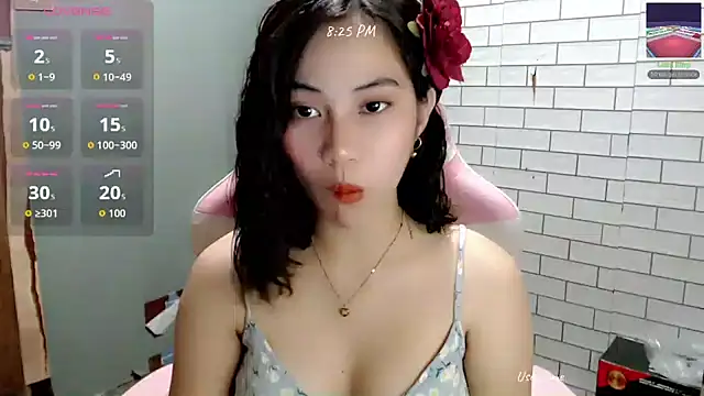 Snapshot of Rainea149 chatting on July 25, 12:25 pm Rainea149 online show from July 25, 12:25 pm