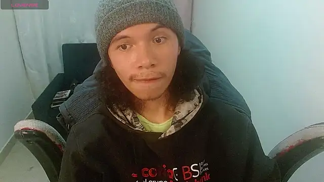 Xoxo Smiles online show from April 12, 8:25 pm