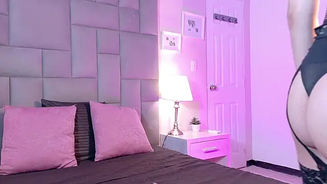 Noah Bells online show from April 16, 12:39 pm