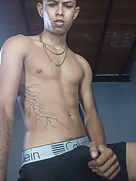 Snapshot of God_Eros_23cm chatting on June 20, 9:34 am God Eros 23cm online show from June 20, 9:34 am