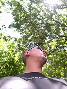 Snapshot of Cazzo1921 chatting on June 13, 12:36 pm Cazzo1921 online show from June 13, 12:36 pm