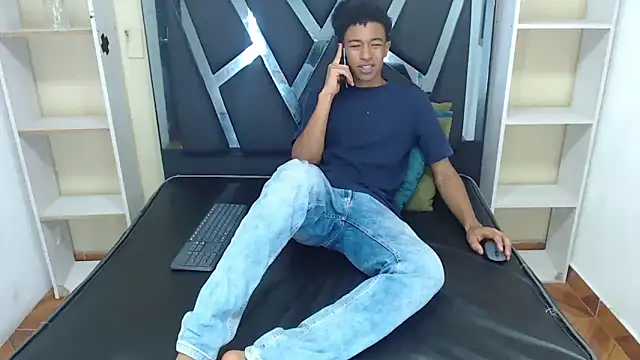 Rocco Grey online show from October 9, 7:12 pm