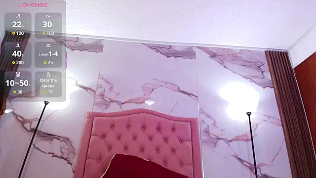 AlyaThompson online show from October 15, 4:01 am