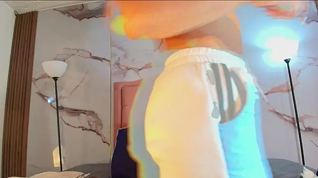 AlyaThompson online show from April 18, 5:22 am