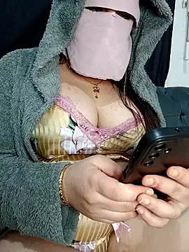 Queen-15 online show from January 17, 10:46 pm