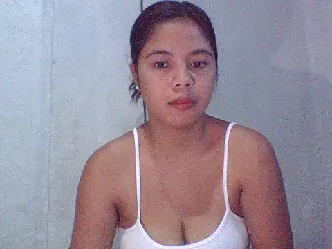 Snapshot of sweet_heaven00 chatting on January 9, 10:22 pm sweet heaven00 online show from January 9, 10:22 pm