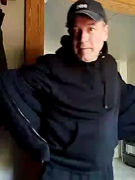 Snapshot of Griga777 chatting on May 23, 9:13 am Griga777 online show from May 23, 9:13 am