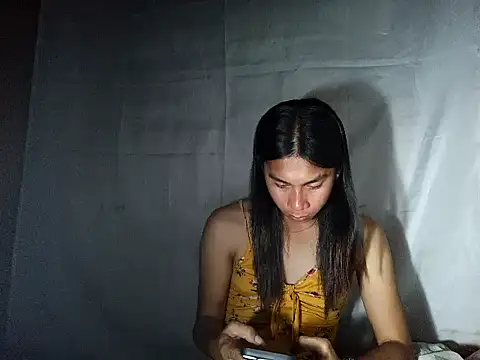 Asian PrettyAle online show from April 23, 1:13 pm