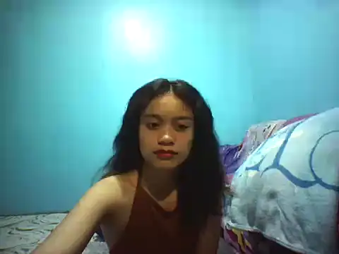 Snapshot of prettymomxoxo chatting on May 8, 6:13 pm prettymomxoxo online show from May 8, 6:13 pm