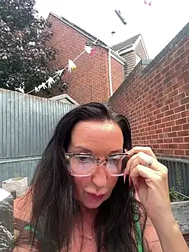 Snapshot of Kinky-CarlaXX chatting on June 16, 12:19 pm Kinky-CarlaXX online show from June 16, 12:19 pm
