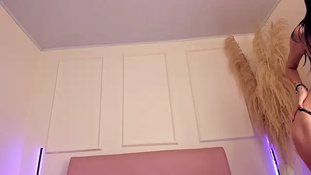 Snapshot of Lilily_lv chatting on September 19, 12:23 am Lilily lv online show from September 19, 12:23 am