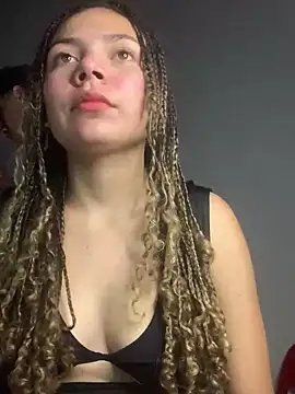 Daniela hot23 online show from May 5, 4:42 am